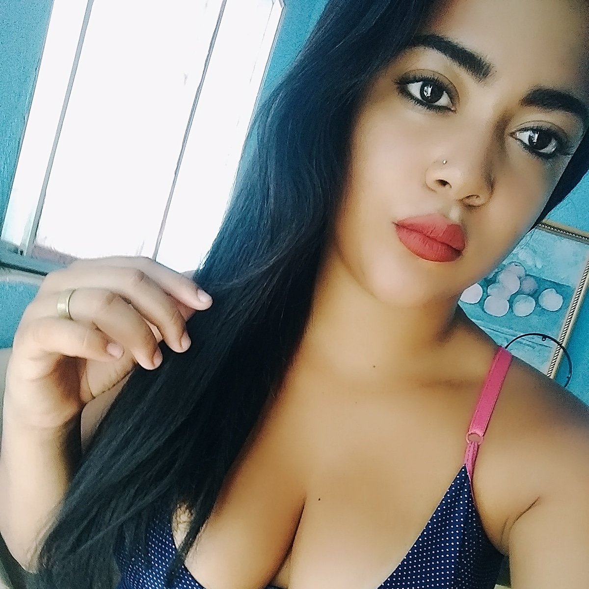 23 anos 😘
Futura Fisioterapeuta 😍
Empreendedora ❤️
Instagram: gy_may1
YouTube: sougisele