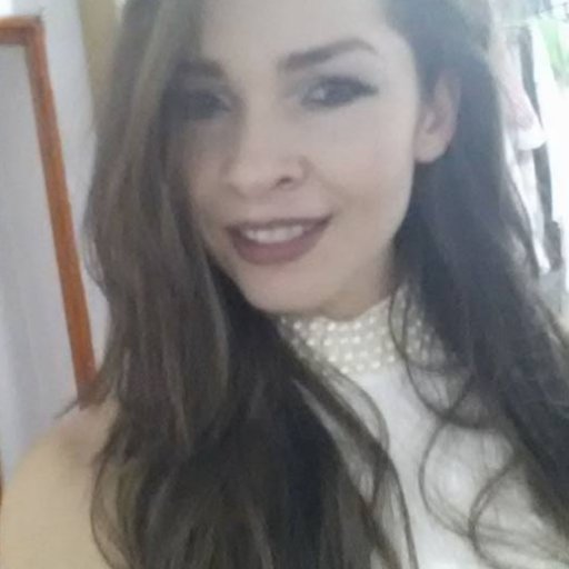 adryanaduarty's profile picture. 