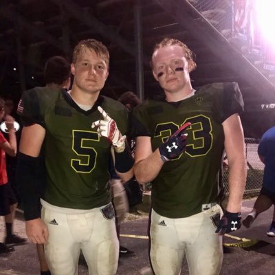 South dearborn🏈 OLB Knights💯. Legion of BOOM! Junior🙏. https://t.co/0WSTKZ3CzQ