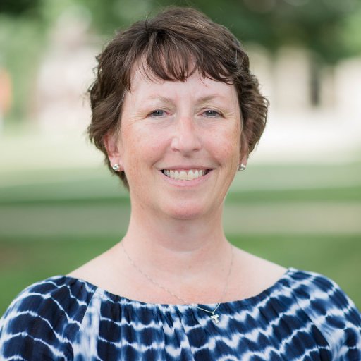 Communications leader who is passionate about improving her community