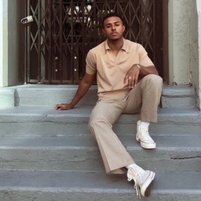 fasopapi's profile picture. different settings, same energy.