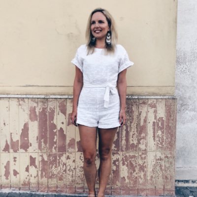 🍍Eat well, travel often ✈️ | Communications Manager @ QUT | 👩🎓M Bus (Marketing)