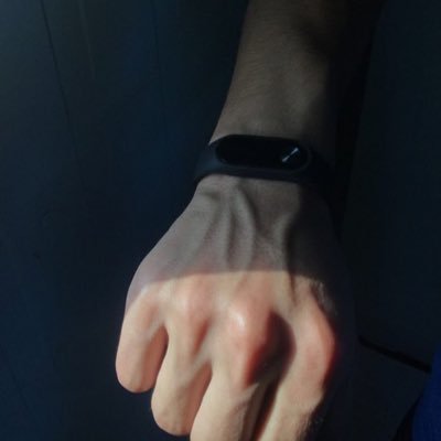 Ev_800's profile picture. روح وابشرك ضعت من بين ايديك .. كنت لك اوفى حبيب لاكن الدنيا عجب ! 🎻🎶