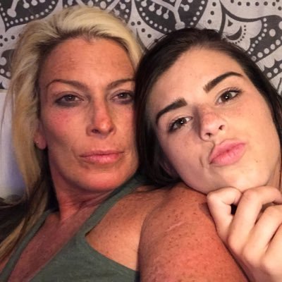 hopelowe_'s profile picture. my dogs are my babies