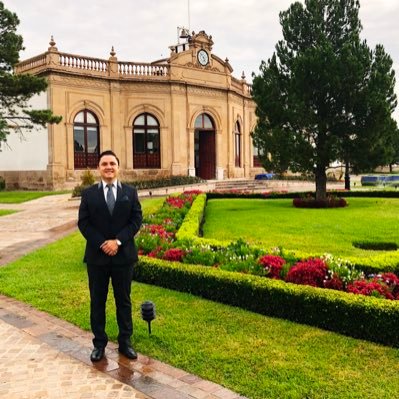 Libre Pensador, Ingeniero Civil, enamorado del servicio público!!!