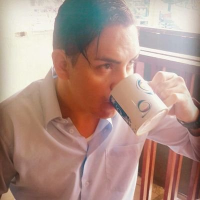 Gerente en el Area de optica, Hijo, Padre, Novio, si estas leyendome, recuerda que la casualidad no existe.