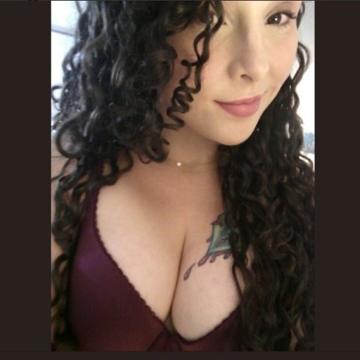 ⭐️18+ Happy and have fun🥰 #cammodel #amateurmodel with a 43 inch #booty Chat with me #Flirt