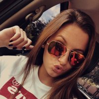 Lily (@lilybates_) 's Twitter Profile