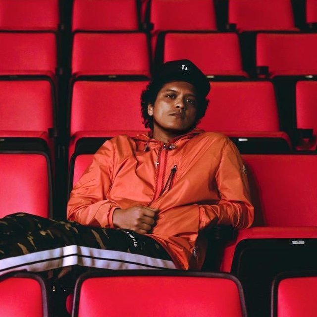 •Twitter dedicated to @BrunoMars• [Fan Account]