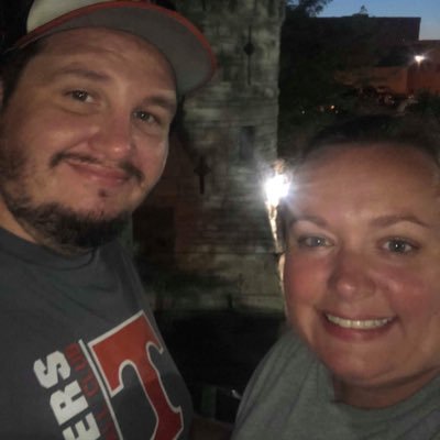 adwells09's profile picture. 