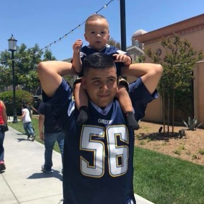 elcompairving's profile picture. .N.A.M. .L.M. 🙏                               .SteadyMovingSince94. .Perseverantia Omnia Vincit.