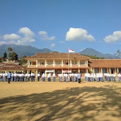 SMK NEGERI 2 PACET