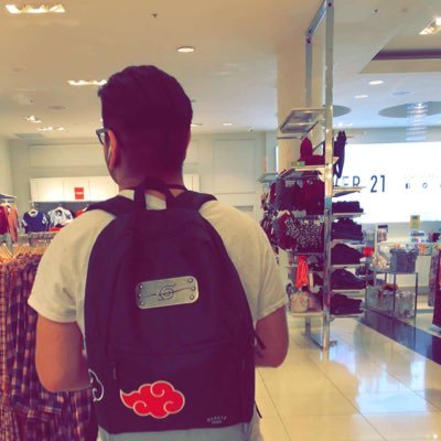 content creator. twitch. road to affiliate and partner. give my page a follow please.
