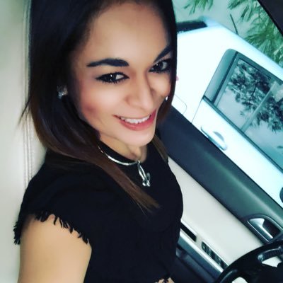 karencitasm03's profile picture. 