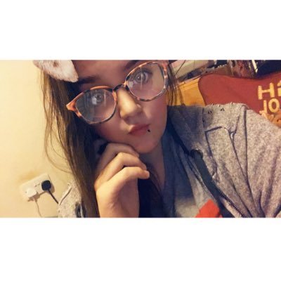 18 • photography • music lover • full time band nerd 🤓