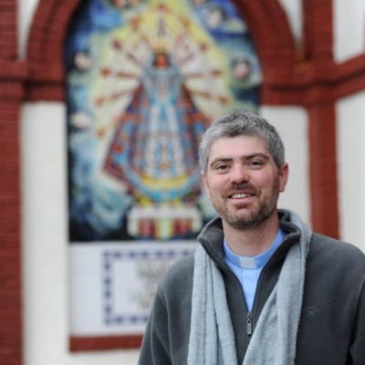 fernandezbuils's profile picture. Cura de Buenos Aires | Director de Comunicación Institucional @Arzbaires | Director del @CanalOrbe21