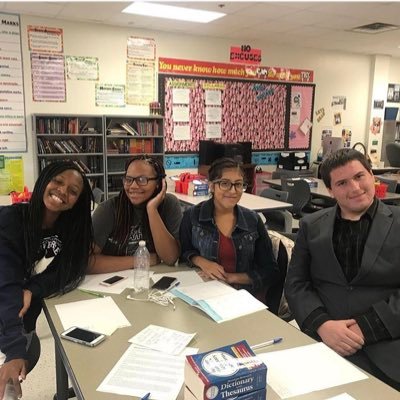 classof202213's profile picture. 