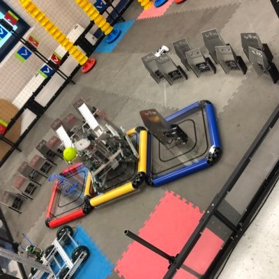 With teams from 5th grade all the way to 12th, we are Zanesville City School Robotics!
