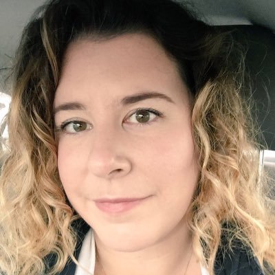 blueofthebay's profile picture. Laura. She/her. Marketer, Editor, MBA, content strategist, Nak Muay. He who hesitates is toast.