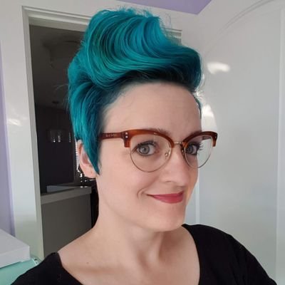 Shannanicorn's profile picture. I love the meat, but the sauce is disgusting.