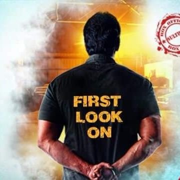 yoganandananda3's profile picture. my god