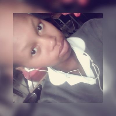 sthembi29936912's profile picture. 