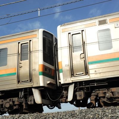 04013m's profile picture. 模索中