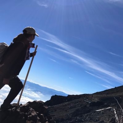 jgsjtwm's profile picture. 0〜〜！ 地元神奈川県小田原市。 ウイイレ。 フットサル、留学、富士山登山、タイヤ屋、#釣り#魚#肉#食べたい#レバナス#USA360#AT#コカ