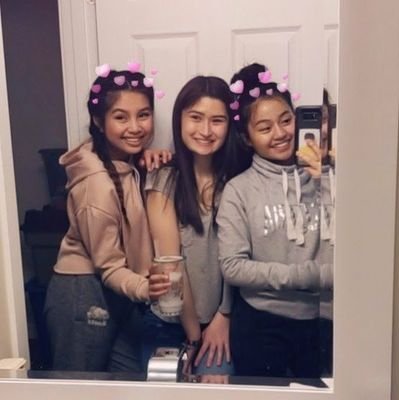 vvanessamatias's profile picture. 