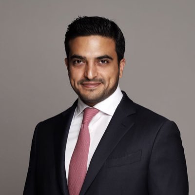 Saudi
-
Based in Switzerland
-
Specialized in #wealth_management
-
CEO of @Spearvest