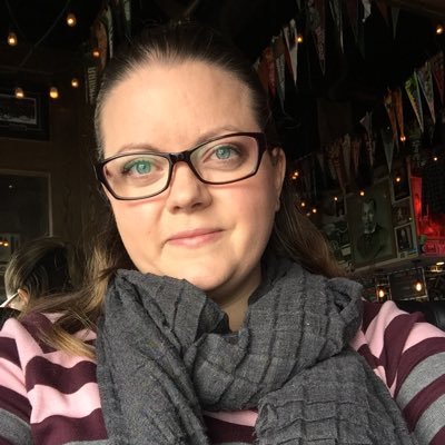 Teacher nerd, Netflix binger, #corefrench teacher @MillikenNation Love #edtech and #steam! #connected educator & inspired learner. Family and pets = everything!