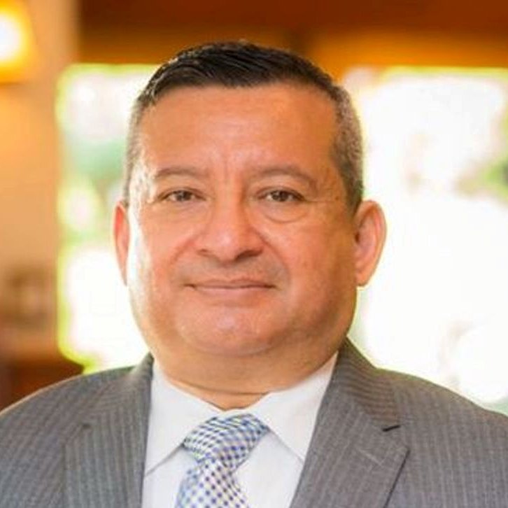 Duly elected Town of Islip Councilman, District 1; founder & frmr President of Salvadoran American Chamber of Commerce; @OfGuadron