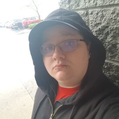 just a person who can't life right xD
he/him