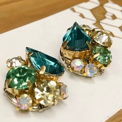 オリジナルアクセサリーのアカウント。 興味あるものリツイートしていきます。 セレクトショップに置いてましたが、売上が支払われないため、新作の製作は辞めました。