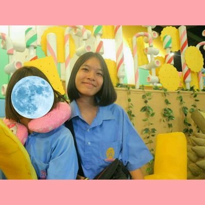 yuiii54884589's profile picture. id:arthittayakk