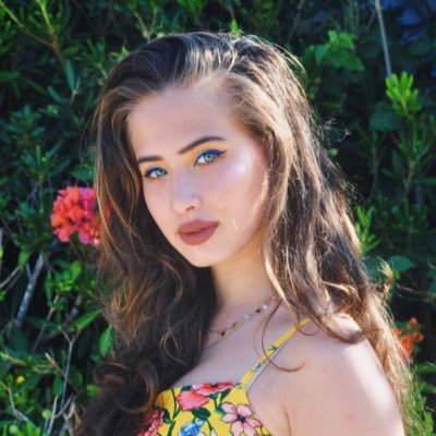 lilbeanreb's profile picture. just trying to make people smile and laugh ✨🦋 give my vids a chance if you’re feeling kind, it would mean a lot to me ✌🏻