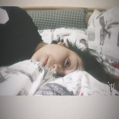 Hem okur hem yazar psikolog. İyi dinler ve çok boş yapar bir insan.