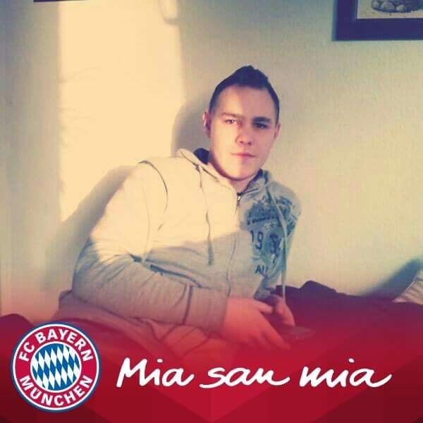 NicoOoOo811's profile picture. 