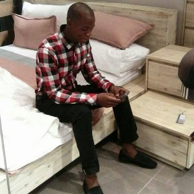 NdohMabunda's profile picture. mechanic,electrician and a soccer player