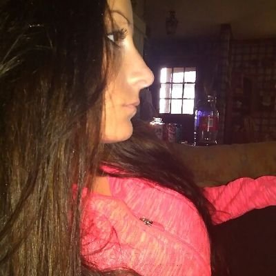 Mother of 3 beautiful kidos.... wife.. daughter...and sister.....
https://t.co/cRMxfj7lV6....