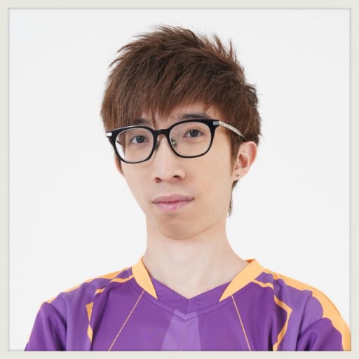 Clash Royale Pro Team Player in Nova eSports🌟
CACC Asian Champion(Solo)🏆
CRL China Champion(Team)🏆
World Champion(NOVA)🏆