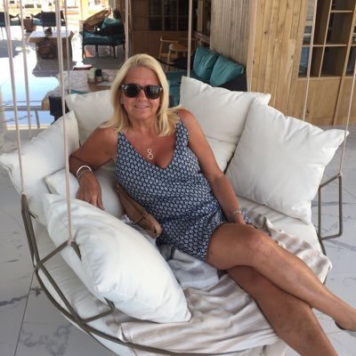 AliOfWight's profile picture. Isle of Wight native.