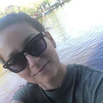 famhabets's profile picture. Docent@Landstede, Media & Communicatie, Shopaholic, Alleslezer & Snellezer, Salsa, Dirty & Latin House