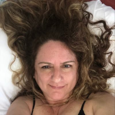 Baglady324's profile picture. Critical thinker ...