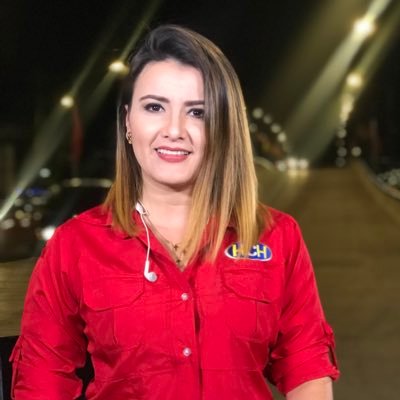 Periodista y Presentadora hondureña || Opiniones personales.