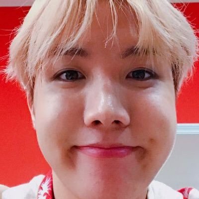 Hey Army, WANT MORE FOLLOWERS?!😏 _________________________________ Follow💙 Comment💚 Like❤️ & Retweet💜 Thank you so much😊💖