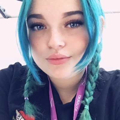 Chicakfc's profile picture. 🔥17🔥 🐎animal care student 🐢. 💖Stephen 7.12.17💖.