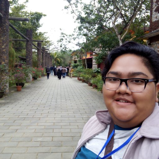 Alumni @PrancisUI2012 • Adkesma @IKABSIS 2015 & Konsumsi FestiFrance2015 • Ex-@Kawung2011 • Fighter • Dreamer • Reader • Writer • Biker • IG : justsawme