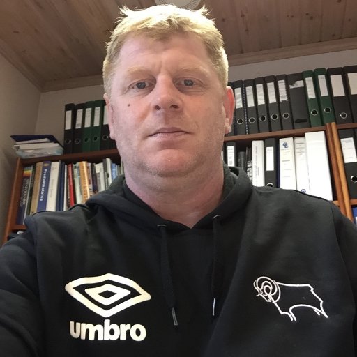 Massiv Derby County supporter from Norway. South stand season ticket holder.