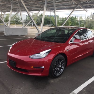 Red Bartesla driving the EV future. RUSH fan, recording studio owner, renewable energy enthusiast, Leafs Fan! My Tesla referral code is https://t.co/yxtGvJSza8